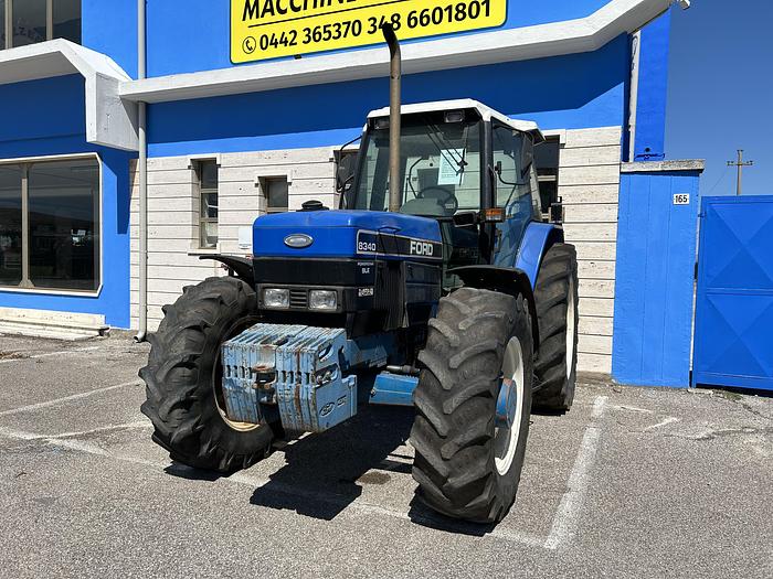Usato New Holland Ford 8340-40km- traino freni aria 200q