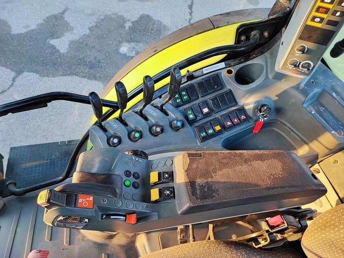 Usato Claas Arion 530 - soll. anteriore - PTO anteriore