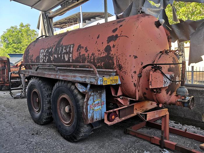 Usato Botte Liquame Bossini 80 q. Targa e libretto