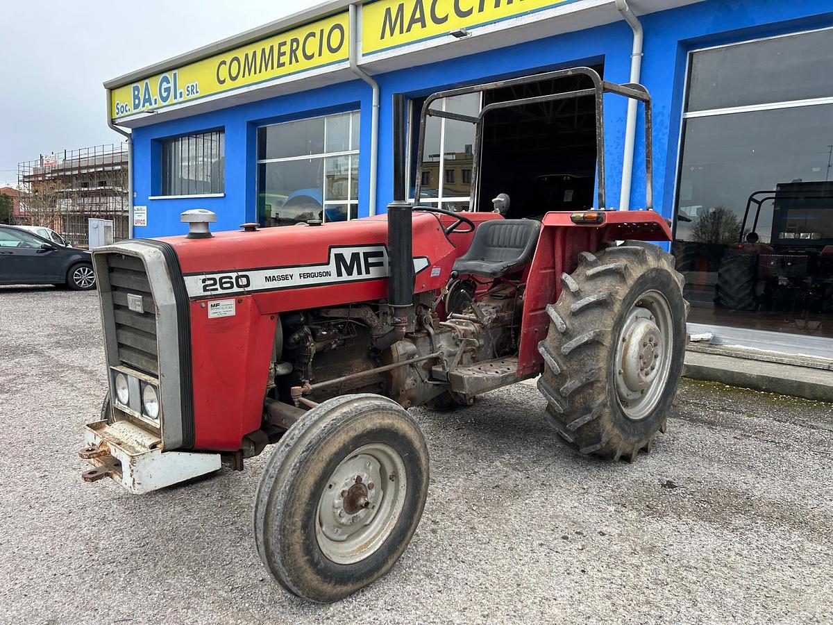 Usato Massey Ferguson 260 con arco di protezione