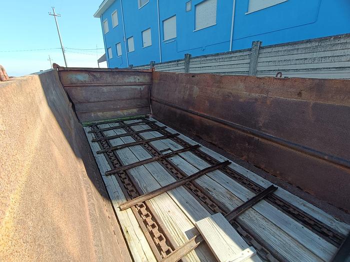 Usato Spandiletame Annovi da 50 quintali