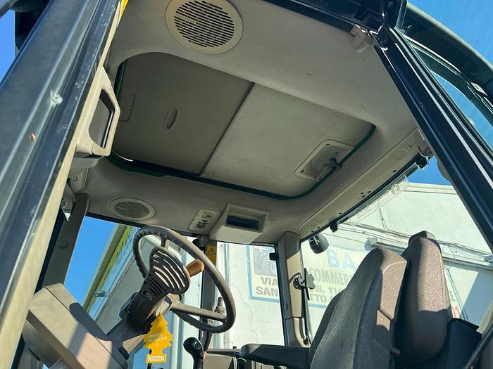 Usato John Deere 6630-anno 2014-soll. e presa di forza