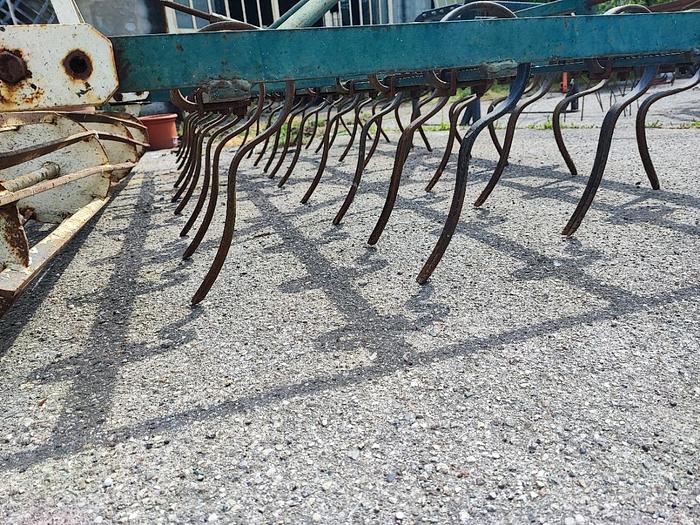 Usato Vibrocoltivatore con rullo da 2,20m