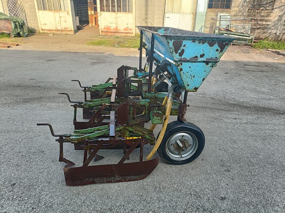 Usato sarchio da 2,20m con file regolabili