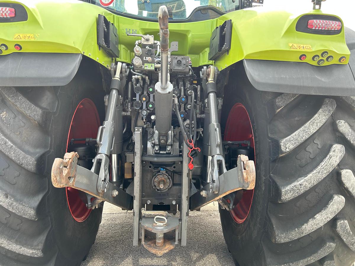 Usato Claas Axion 940 Cmatic- ponte e cabina sospesi-freni aria e olio 200q