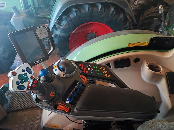 Usato Fendt 724 Profi-cambio e motore NUOVI