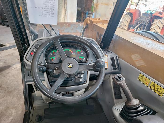 Usato Telescopico Caterpillar TH 330 B- anno 2008