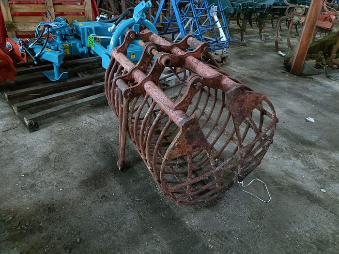 Usato Benne per caricaletame o escavatore