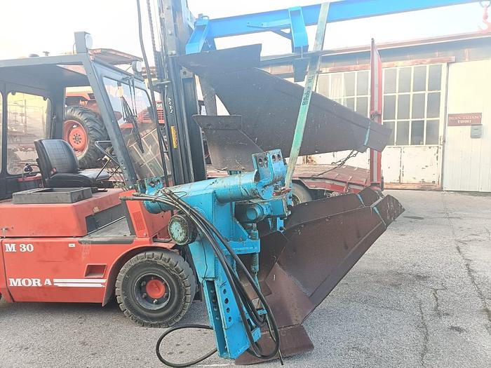 Usato Aratro bivomere Cesare Rossatti idraulico