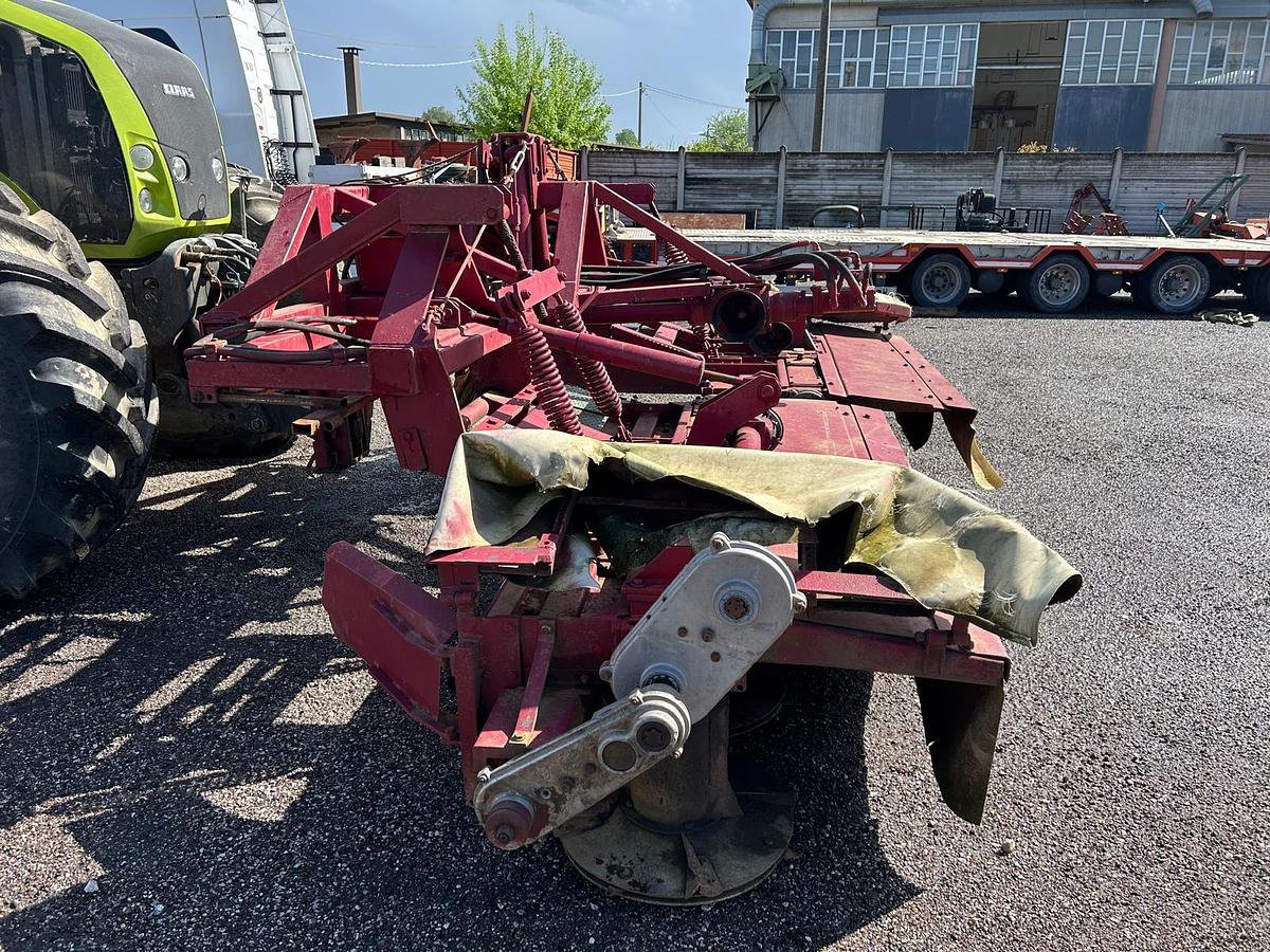 Usato Falciacondizionatrice 8 dischi- tutta idraulica- da 5m