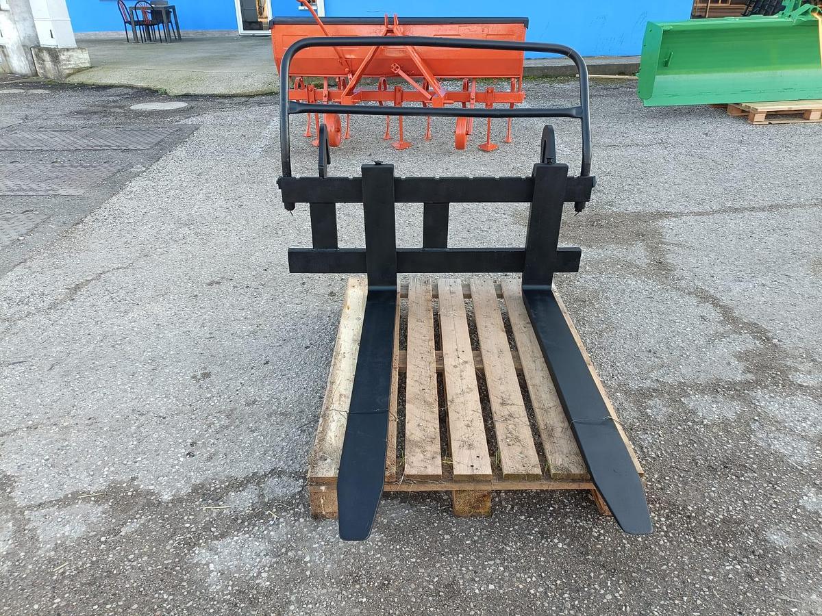 Usato Forche per telescopico Terexlift 2506