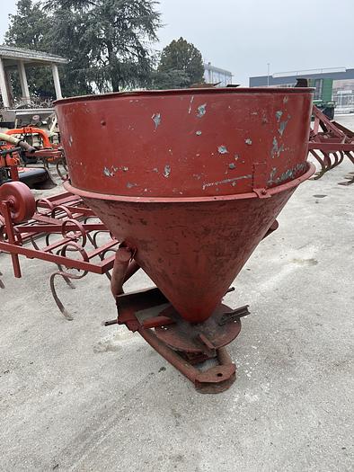 Usato Spandiconcime vari