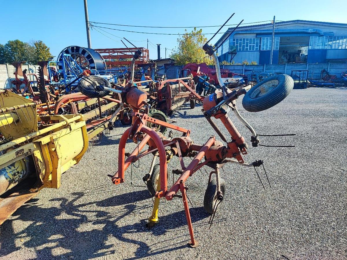 Usato Ranghinatore voltafieno 4 giranti