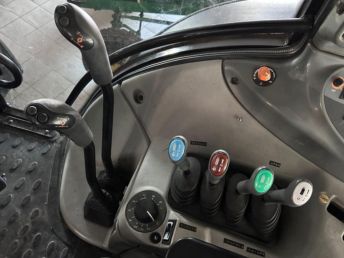 Usato Valtra T191- tutto sospeso-soll anteriore
