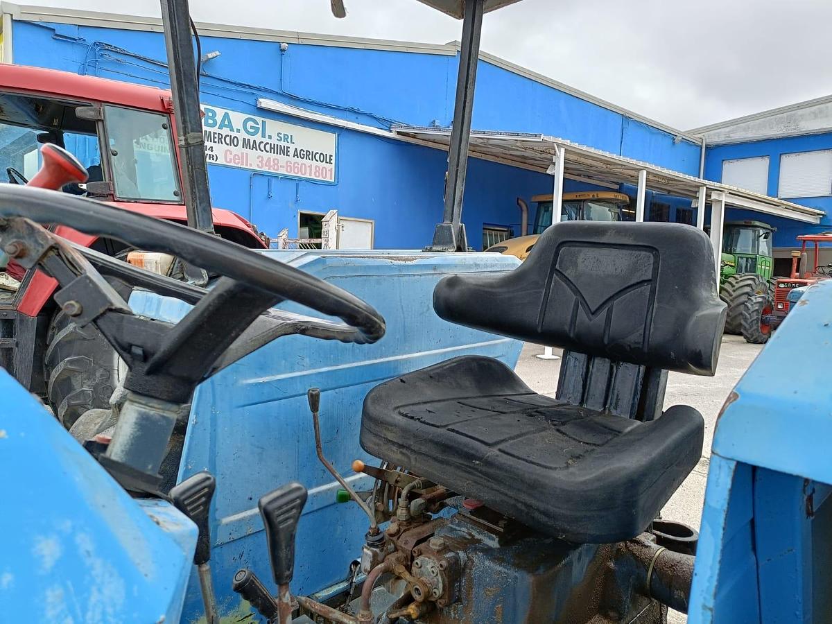 Usato Landini 8500- idroguida e distributori idraulici