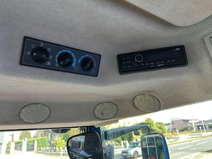 Usato Massey Ferguson 7616 Dyna6- sollevatore anteriore