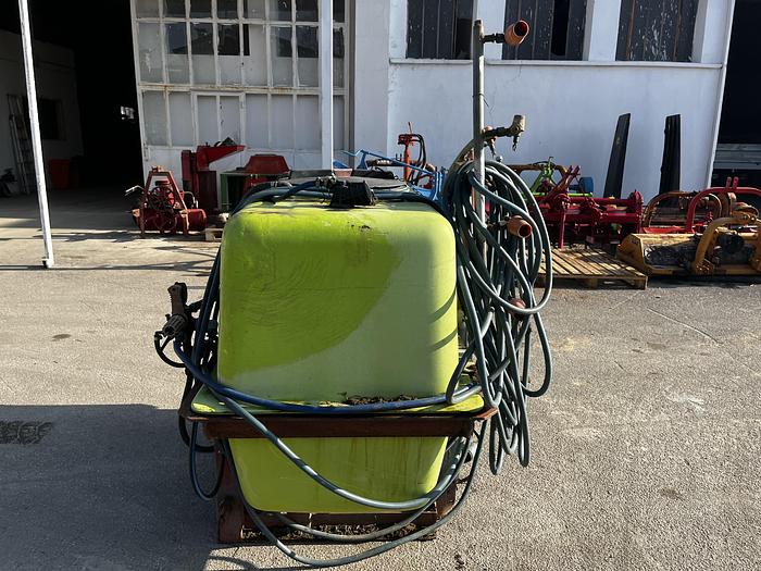 Usato Botte diserbo 6q con archi per trattamenti