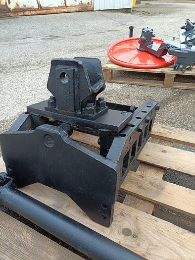 Usato Gancio traino per telescopico Merlo