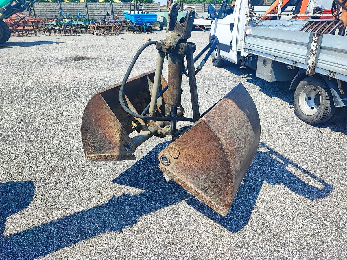 Usato Pinza idraulica per caricaletame