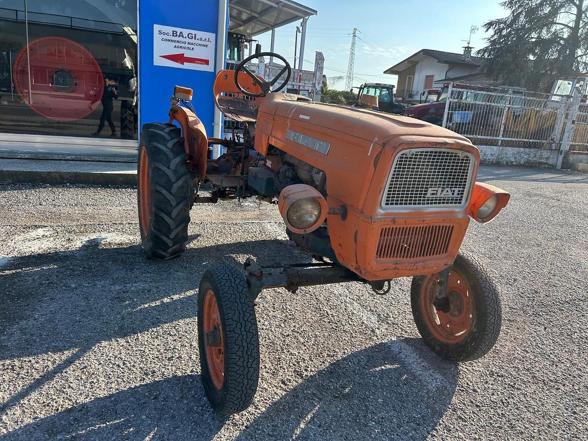 Usato Fiat 215- targa e libretto