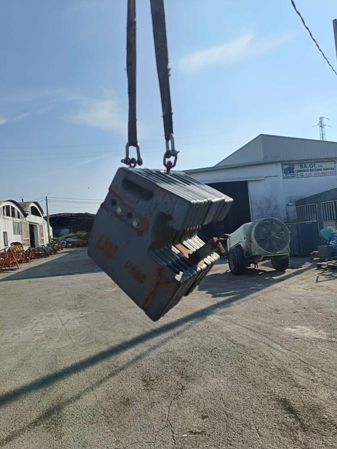 Usato blocco zavorra per fiat New Holland
