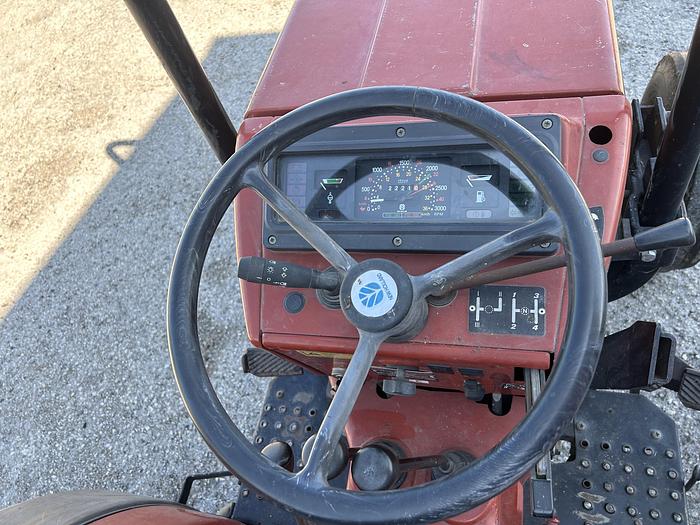 Usato New Holland 55 86 F- CV 55- anno 1999- 40 km h