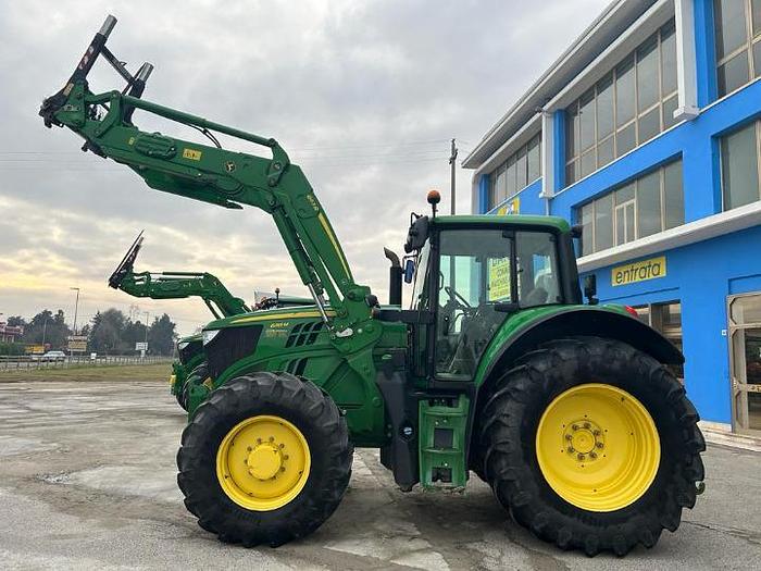 Usato John Deere 6155 M con caricatore JD
