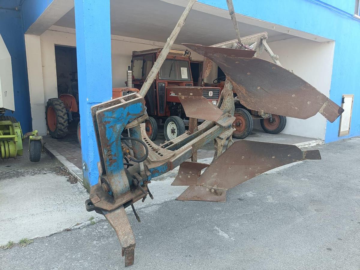 Usato aratro monovomere idraulico