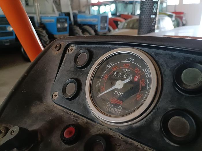 Usato Fiat 300 con arco di protezione