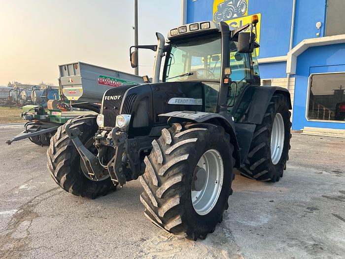 Usato Fendt 716-motore e cambio rifatti