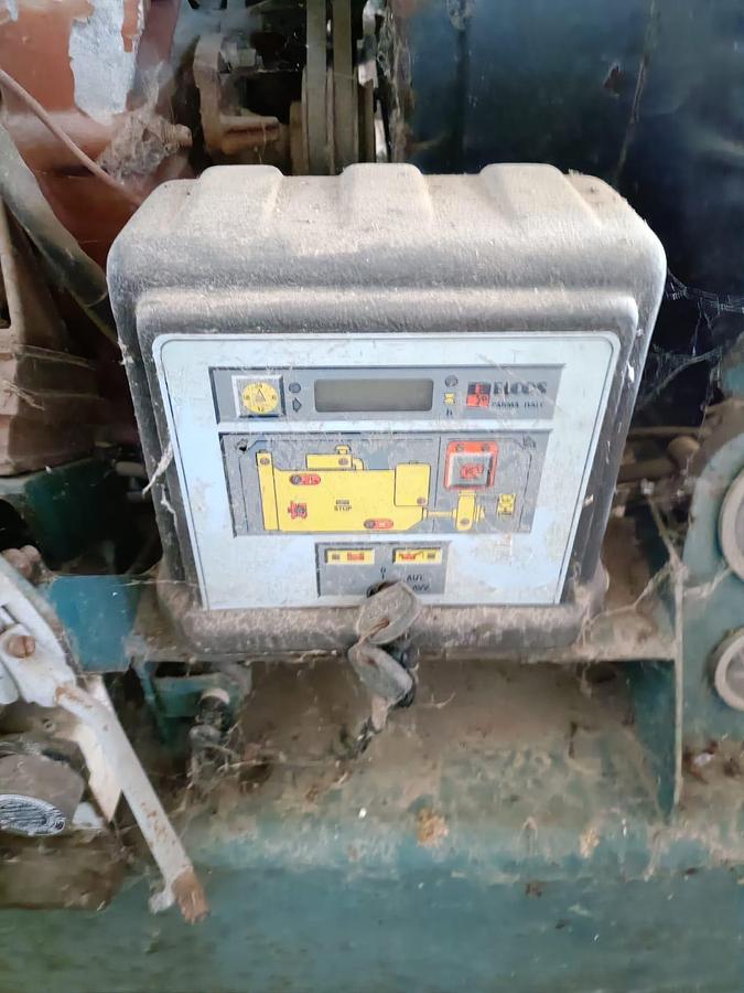 Usato gruppo motopompa con motore da camion 6 cilindri