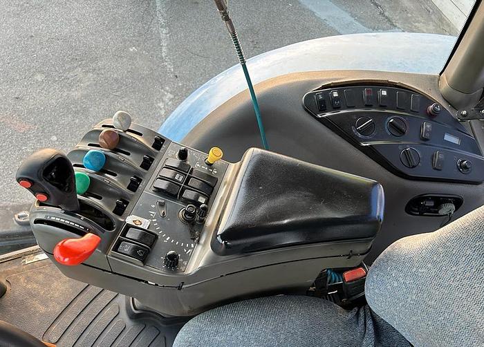 Usato New Holland TG 285 ponte anteriore sospeso- CV 315