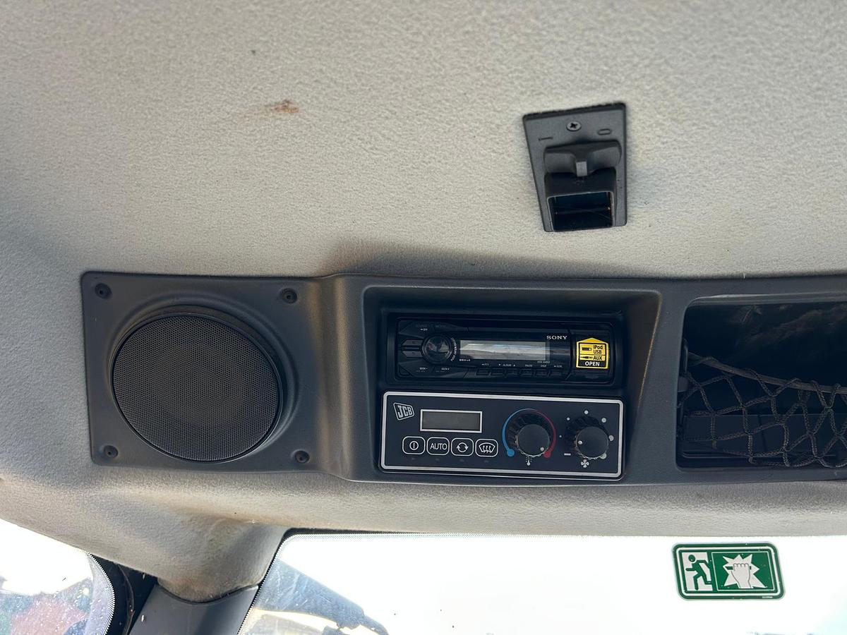 Usato Jcb 8310 CAMBIO RIFATTO