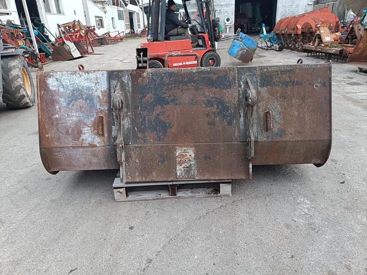Usato benna usata larghezza 2m