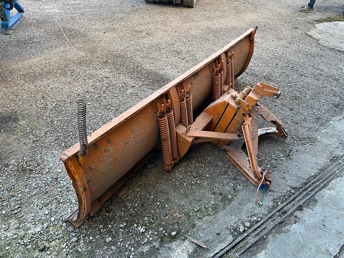 Usato Pala da neve con molle da 2 m