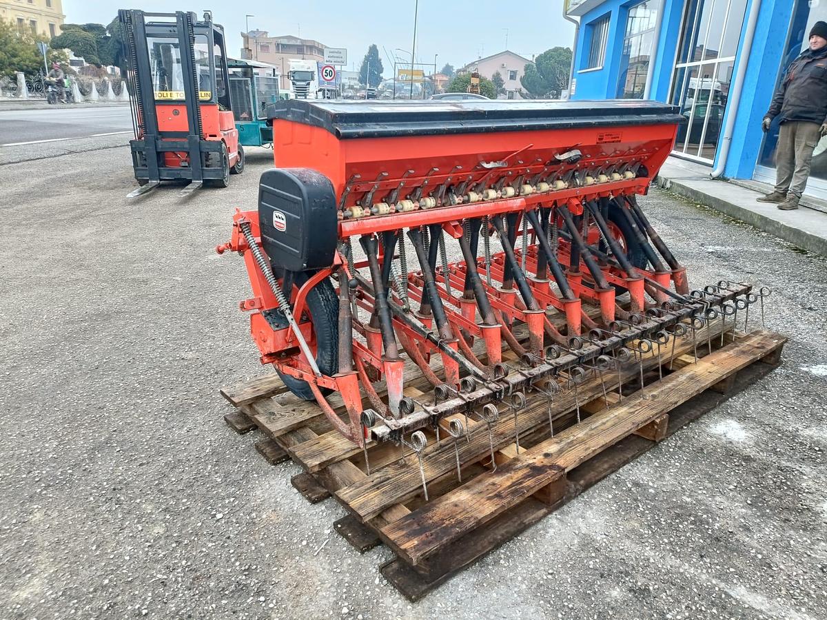 Usato seminatrice Carraro da 2,50m