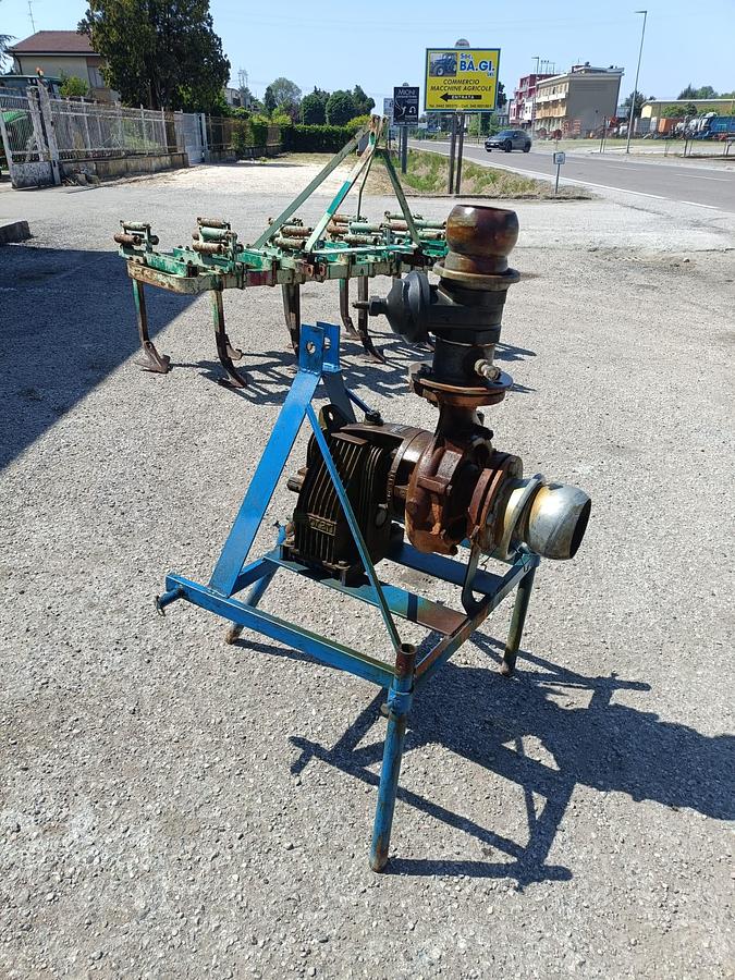 Usato pompa con cavalletto Bertolaso