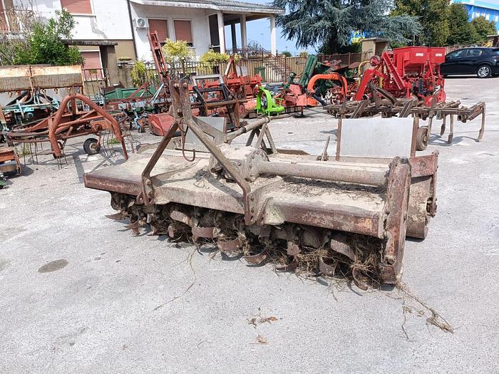 Usato Fresa marca Celli con rullo da 2,5m