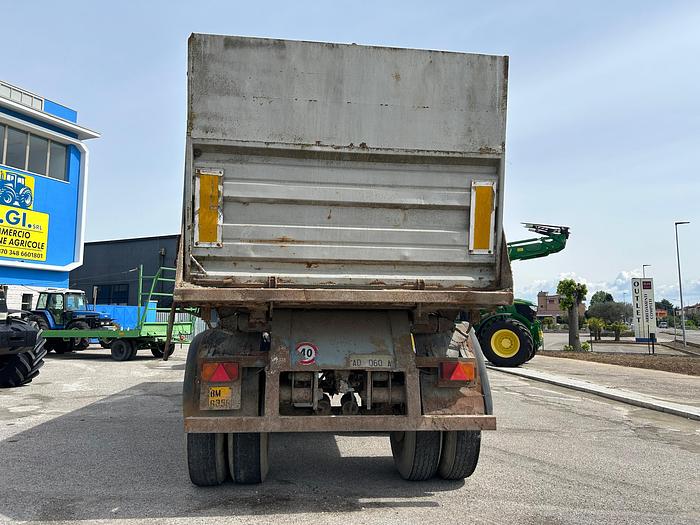 Usato Rimorchio Pagliari 3 assi trilaterale-200 quintali