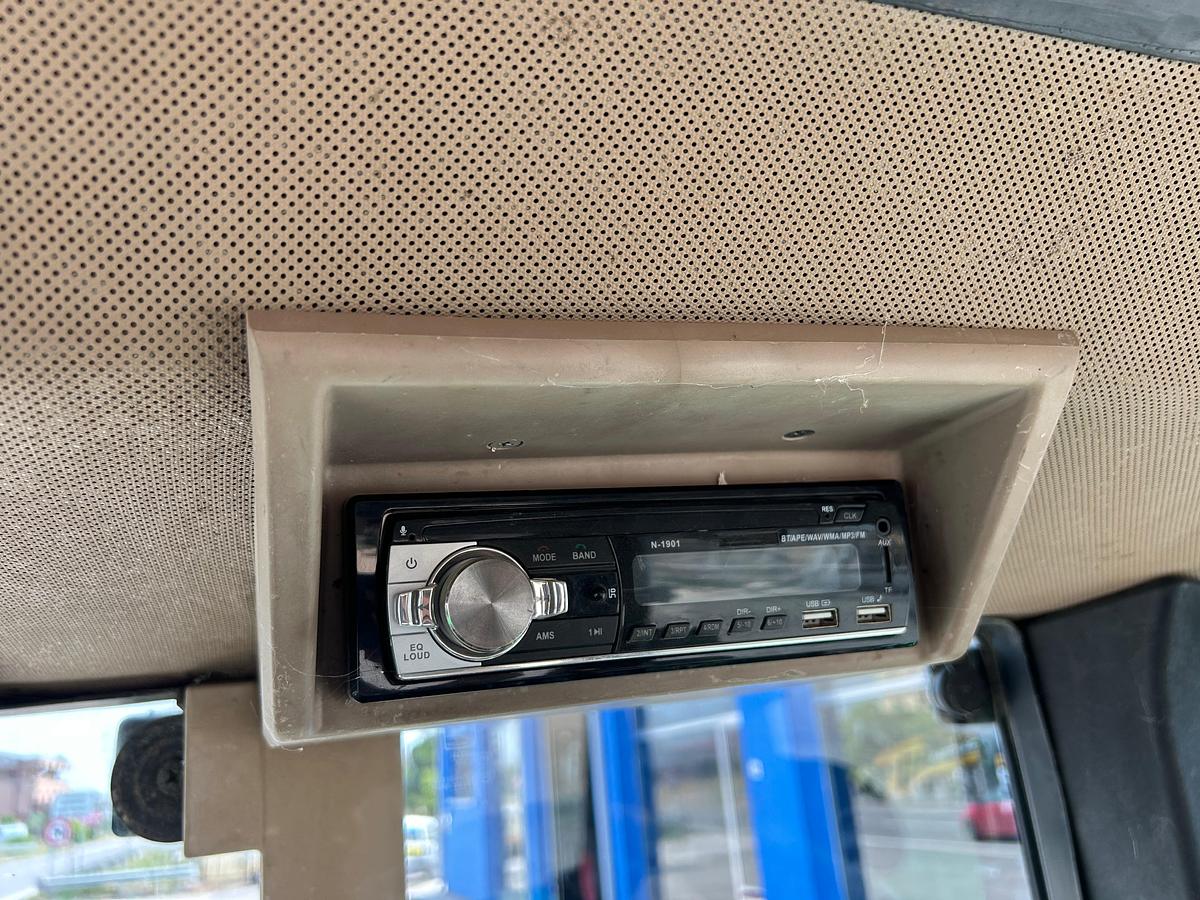 Usato John Deere 6200 AS- caricatore Angeloni con benna