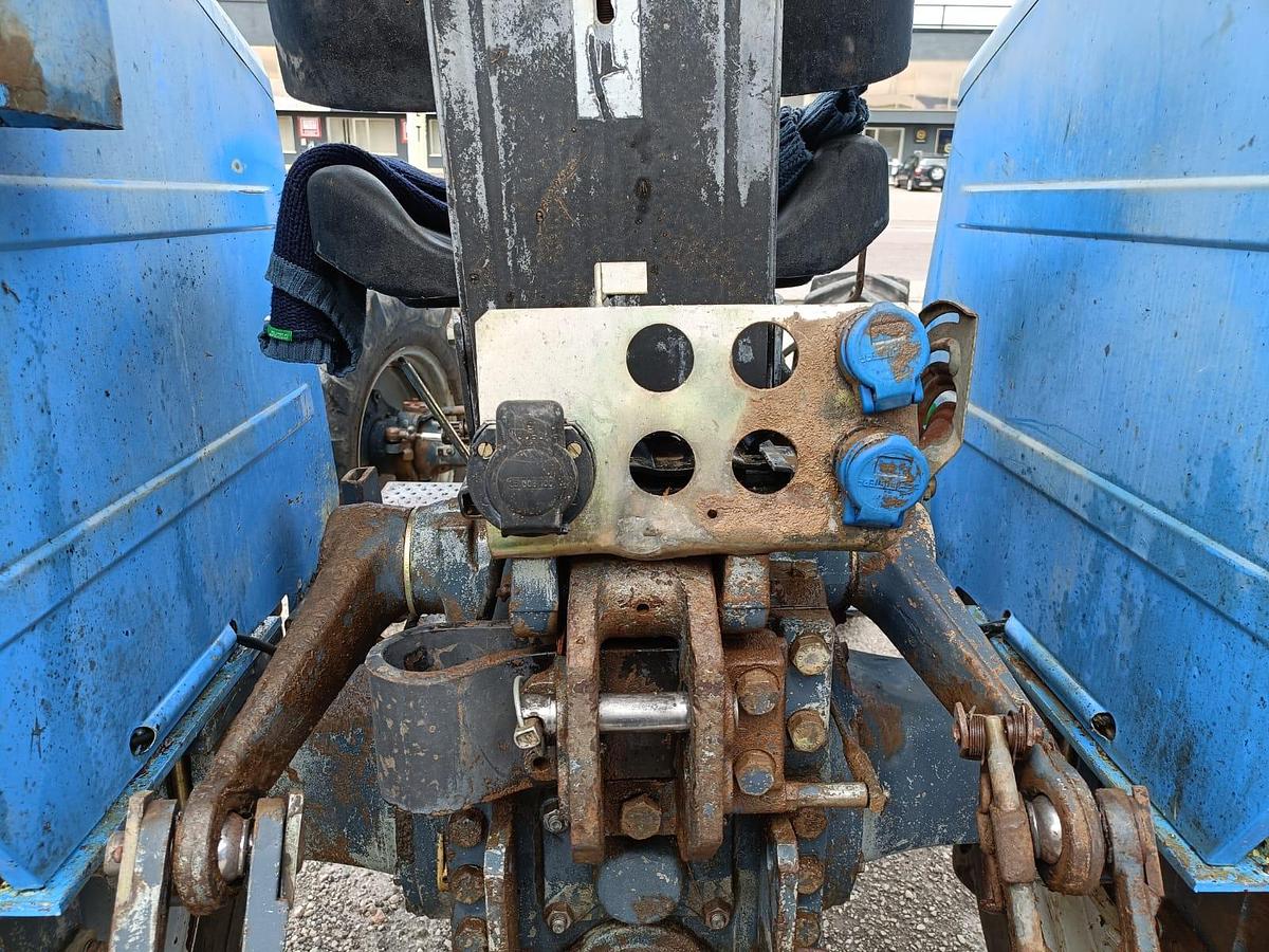 Usato Landini 8500- idroguida e distributori idraulici