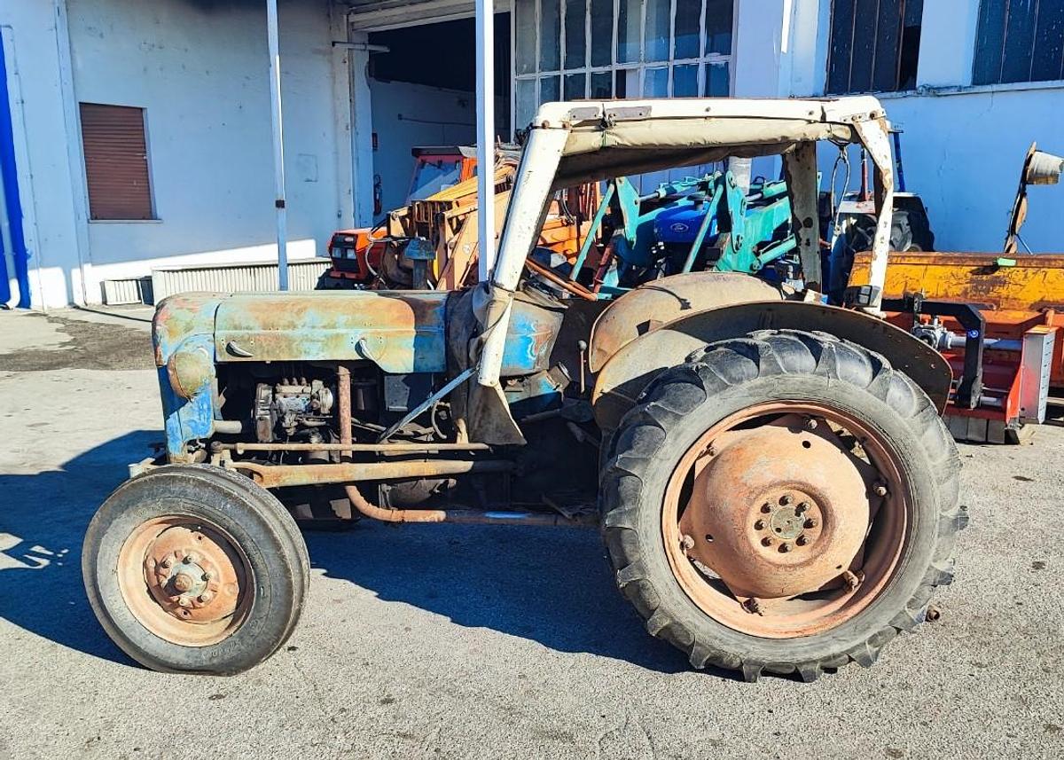 Usato Fordson Dexta funzionante