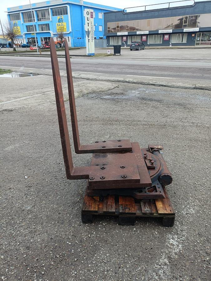 Usato forche con ribaltamento per muletto 45 q