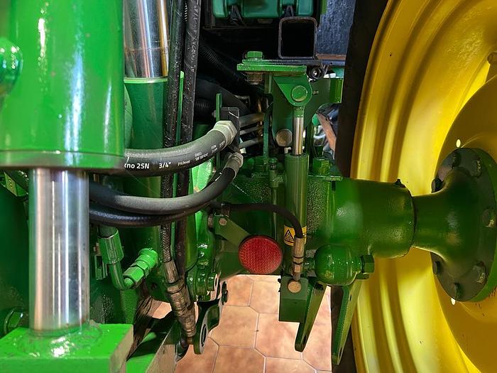 Usato John Deere 6420- caricatore JD 651- ponte sospeso