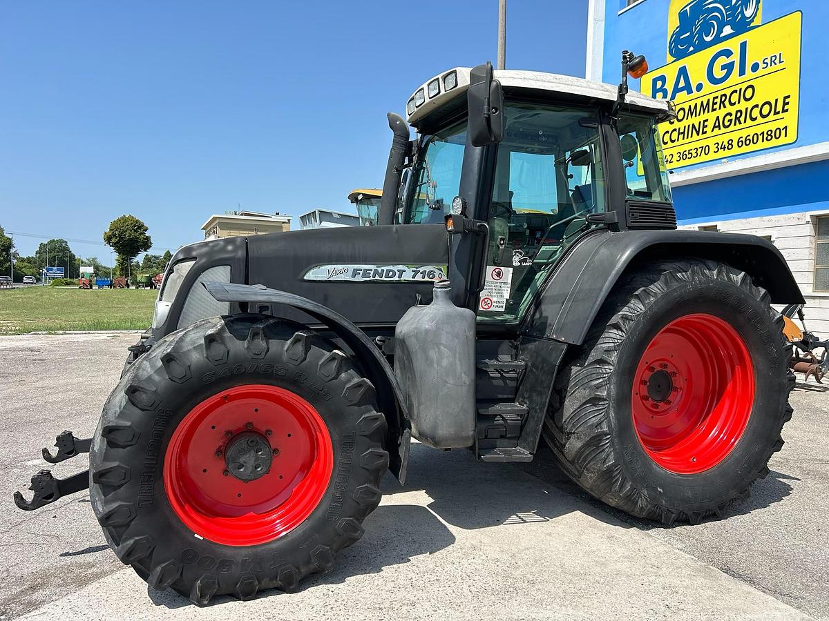 Usato Fendt 716- sollevatore anteriore