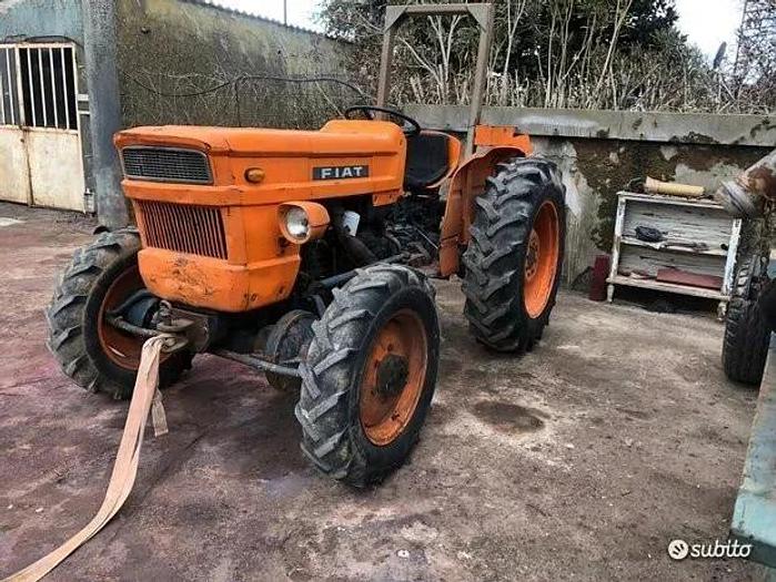 Usato Fiat 450 DT con sollevatore arco di protezione