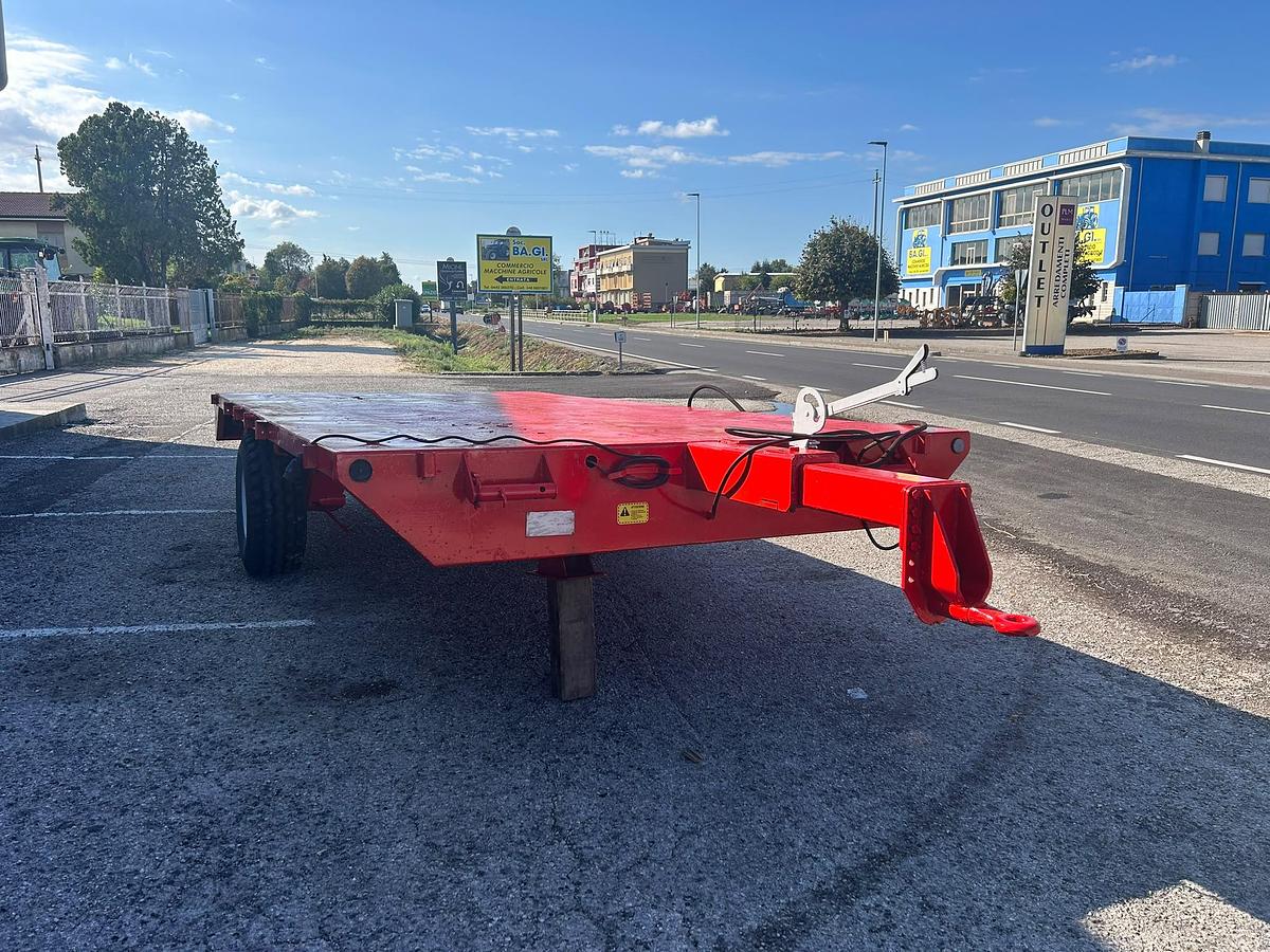 Usato Pianale ad un asse Menci 50 quintali