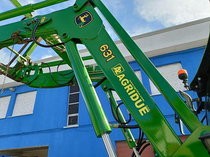 Usato Caricatore originale John Deere 631 con forche