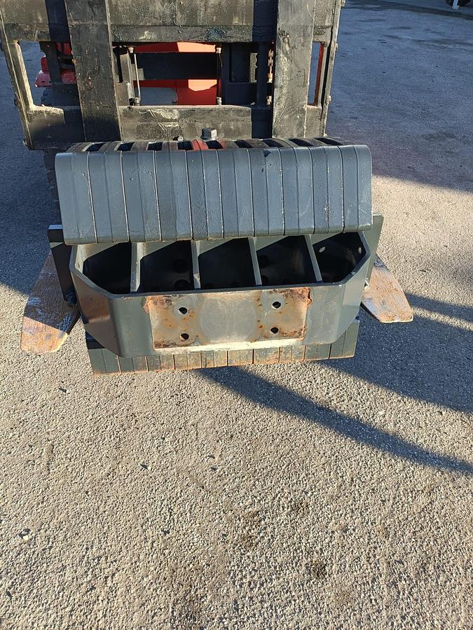 Usato Zavorre e porta zavorre per trattore-diverse marche