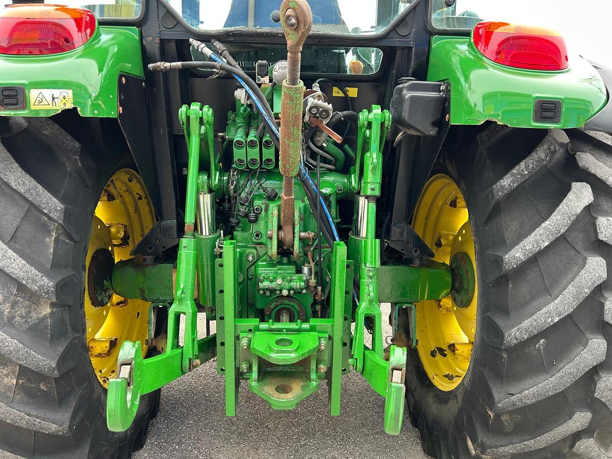 Usato John Deere 5820 caricatore JD631